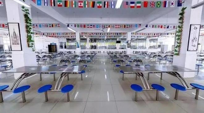 星空体育平台：中招期间最新住宿安排！2024郑州部分高中发布中招食宿服务公告！(图36)