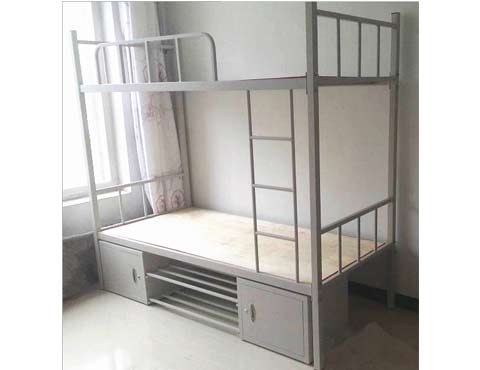内保大队开展校园违禁物品清查(图1)