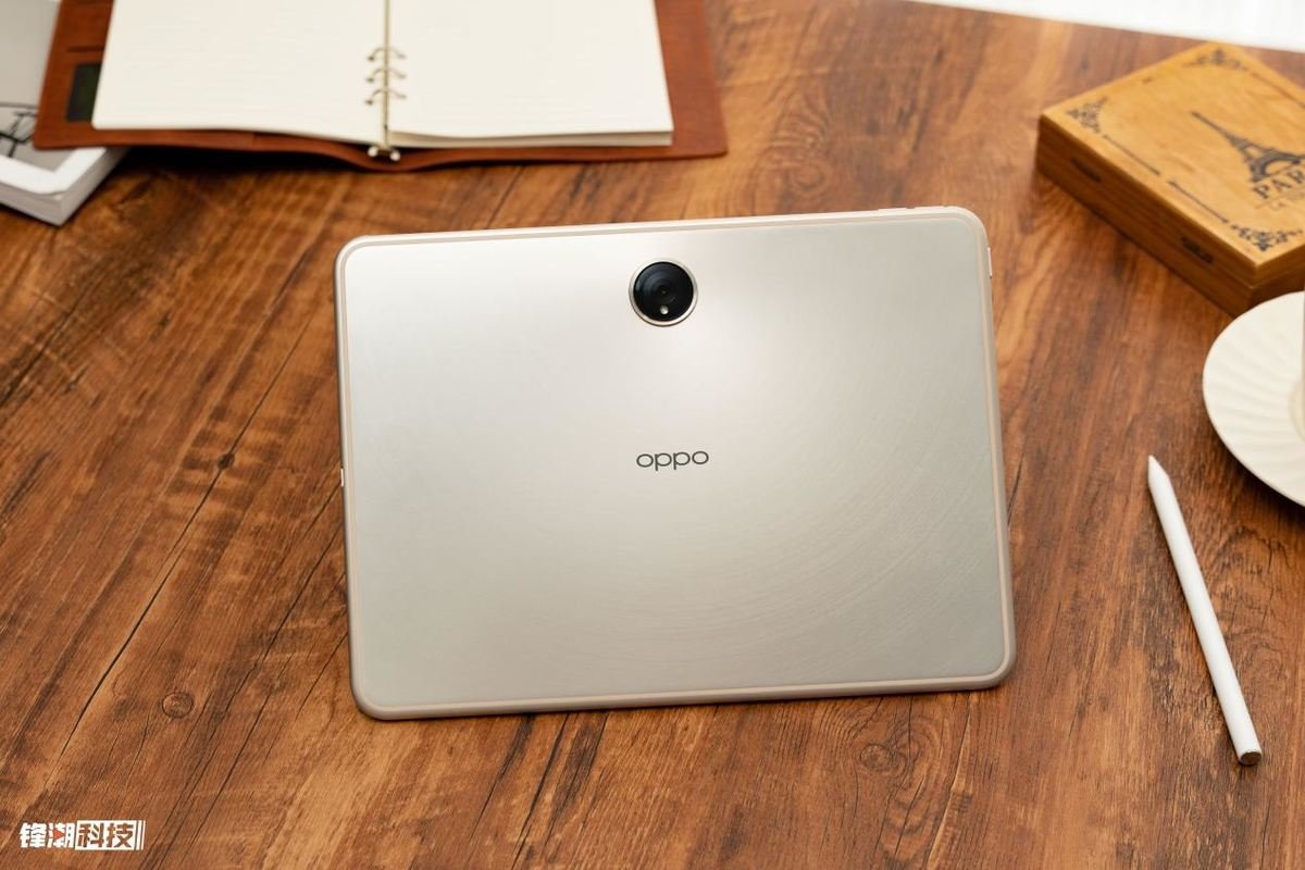 苹果2024年重塑iPad产品线或将推出大尺寸iPad Air与纤薄 Pro(图1)