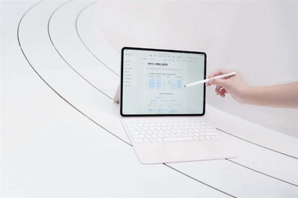 首款骁龙8至尊版平板！OPPO Pad 4 Pro配置一图看懂(图1)