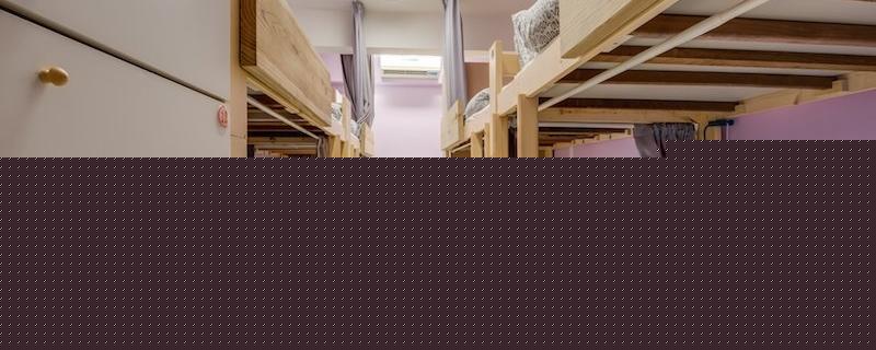 如何才能选到好看又实用的学生公寓床 铭仁家具教你一二(图1)