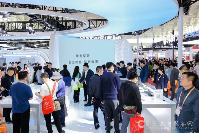 聪聪观察丨第85届教育装备展：音视频企业的高光时刻与未来征途(图10)