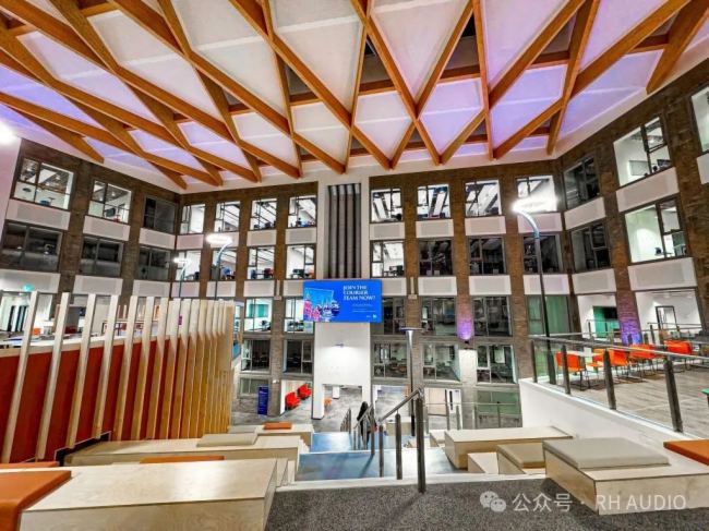 Renkus-Heinz案例 为纽卡斯尔大学斯蒂芬森大楼量身定制音频解决方案实现声学变革(图1)