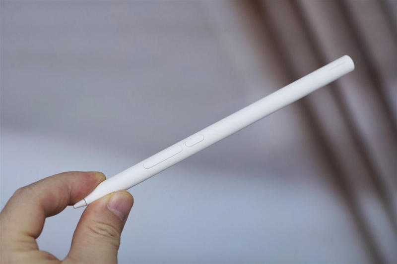 首发自研玄戒O1芯片！小米平板7 Ultra评测：小米第一款真正的满配平板旗舰(图9)