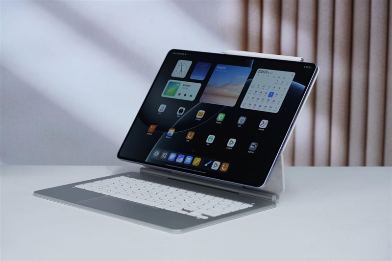 首发自研玄戒O1芯片！小米平板7 Ultra评测：小米第一款真正的满配平板旗舰(图11)