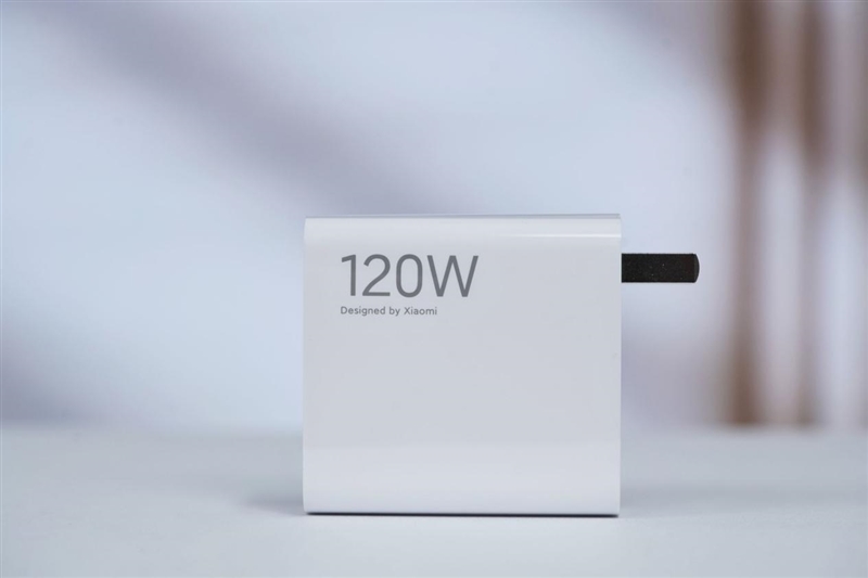 首发自研玄戒O1芯片！小米平板7 Ultra评测：小米第一款真正的满配平板旗舰(图13)