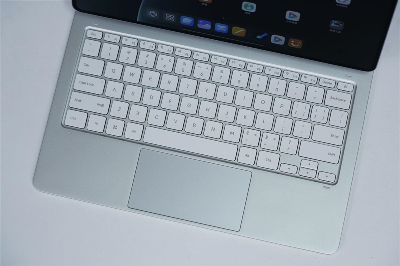 首发自研玄戒O1芯片！小米平板7 Ultra评测：小米第一款真正的满配平板旗舰(图12)