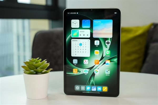星空体育：REDMI K Pad上手：最完美的小尺寸高性能平板(图3)