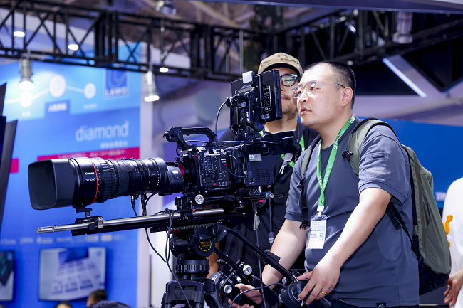 “佳直播PRO”电影机讯道化直播解决方案荣获“BIRTV2025推荐”(图15)