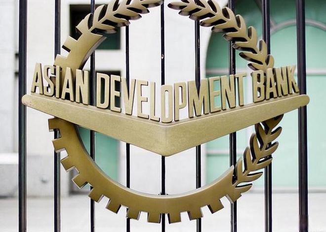 星空体育平台：为了逼我国让步特朗普用上了盘外招中国外长到中亚“破局”(图1)