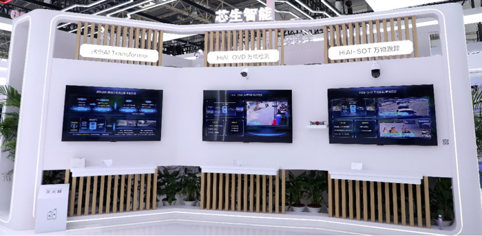 星空体育平台：2024年智能音频设备市场动态揭秘：苹果稳居首位小米锐意猛进(图1)