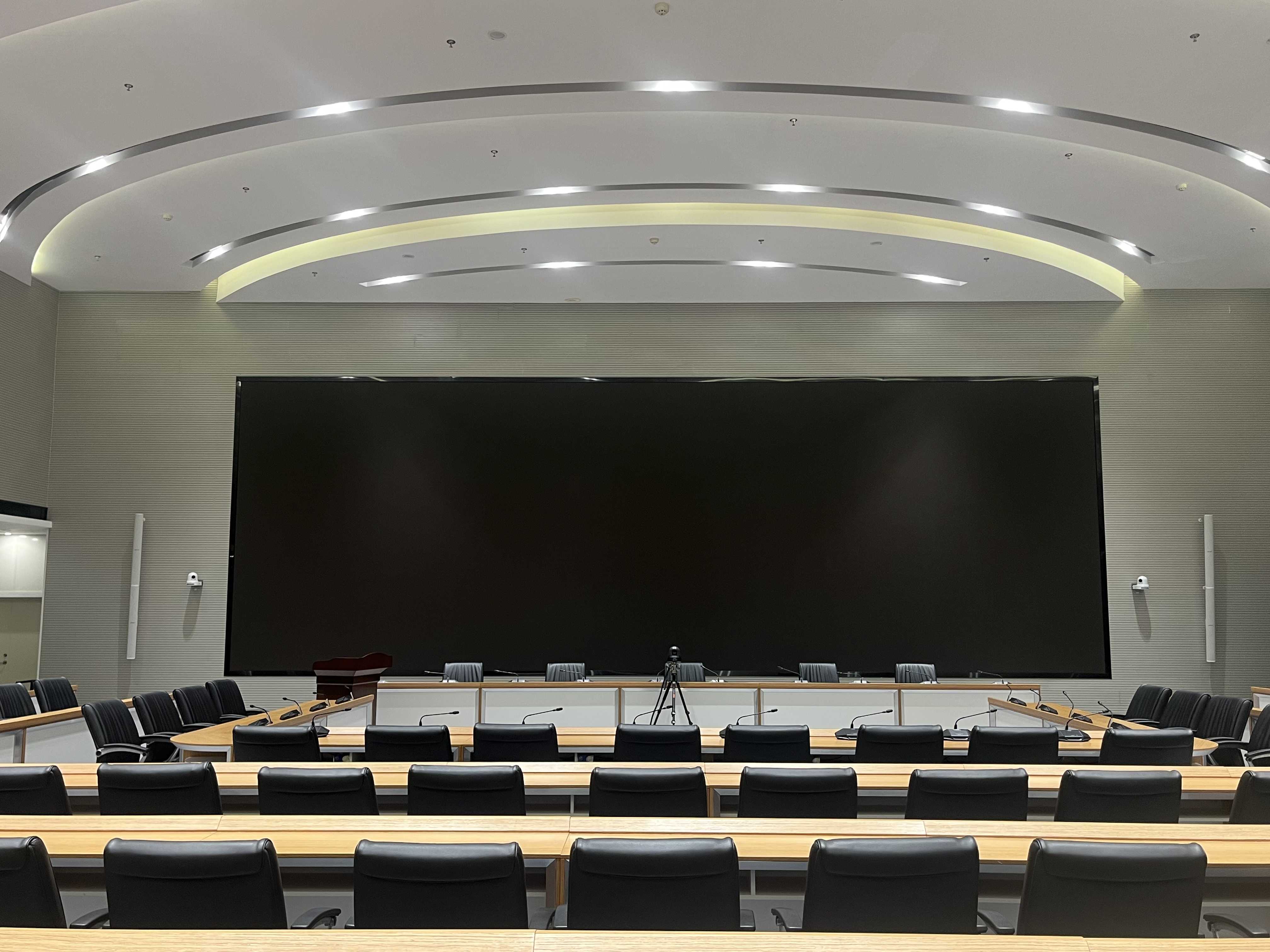 一图读懂流金科技2025年半年报：授权发明专利9项 参与制定两项行业团体标准(图1)