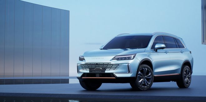 星空体育：70岁“彩电大王”靠造车拿捏中东土豪(图12)