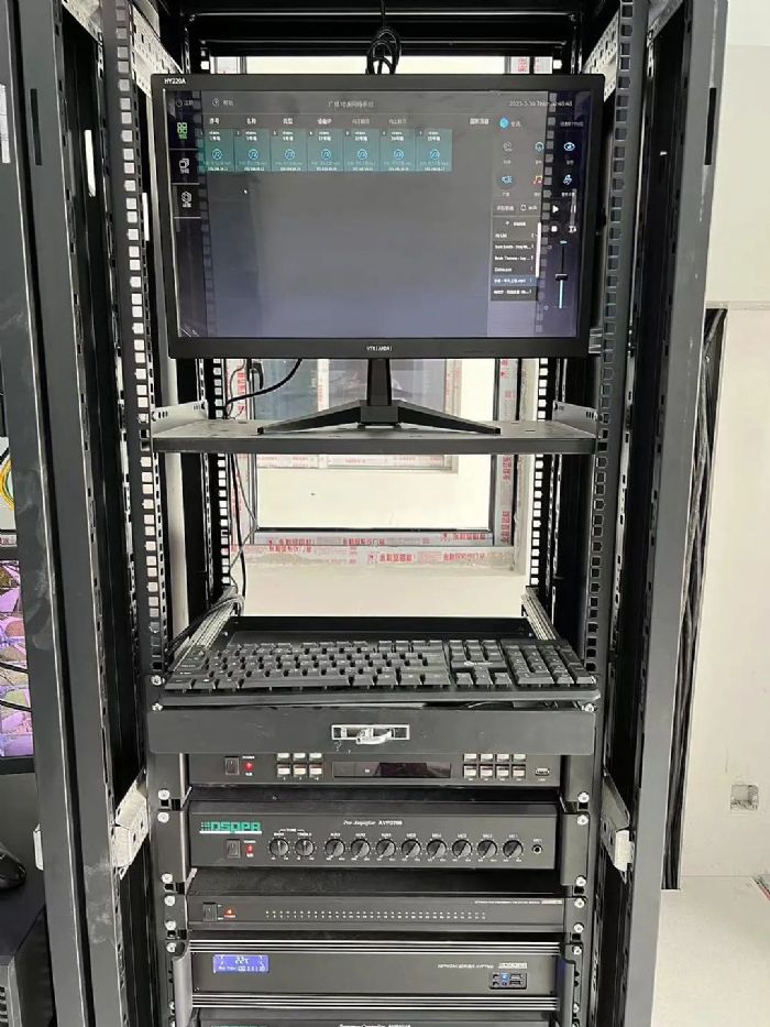 星空体育：专业音响设备音视频的创新之选就在我们！我公司是安徽省内一家集灯光、音响、视频系统销售、设计、安装、调试、培训与技术咨询于一体的综合性公司。我们为您提供先进的技术和设备。无论是家庭影院、会议室还是多媒体展示的音系统将为您带来震撼的视听享受。(图1)