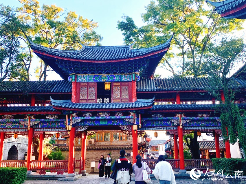 星空体育平台：丽江这样让你“舍不得”(图1)