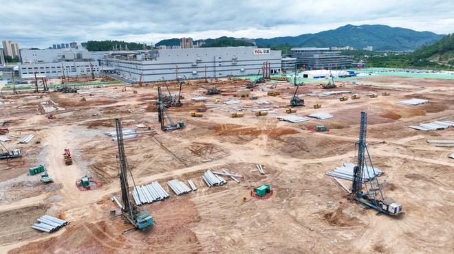 星空体育平台：广州黄埔冲刺“世界显示之都”：超高清视频和新型显示迈向价值链高端(图1)