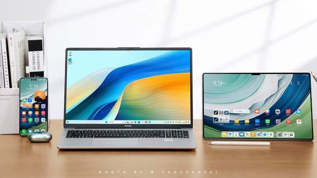 星空体育平台：2025年底最后一次大复盘我的效率神器——华为笔记本藏不住了！(图3)