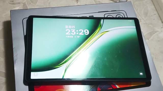 88英寸25K超清屏这款小众平板电脑骁龙处理器打游戏更流畅(图2)