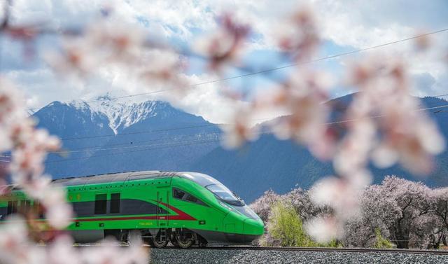 星空体育：四个关键词读懂2025年中国经济“年报”(图24)