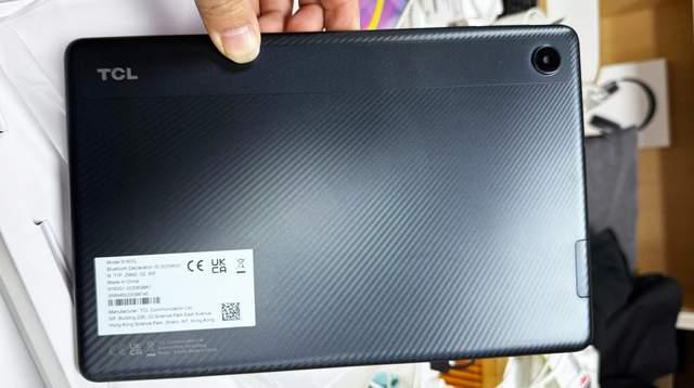 星空体育：国产TCL小屏平板电脑八核处理搭配原生安卓系统操作流畅至极(图5)