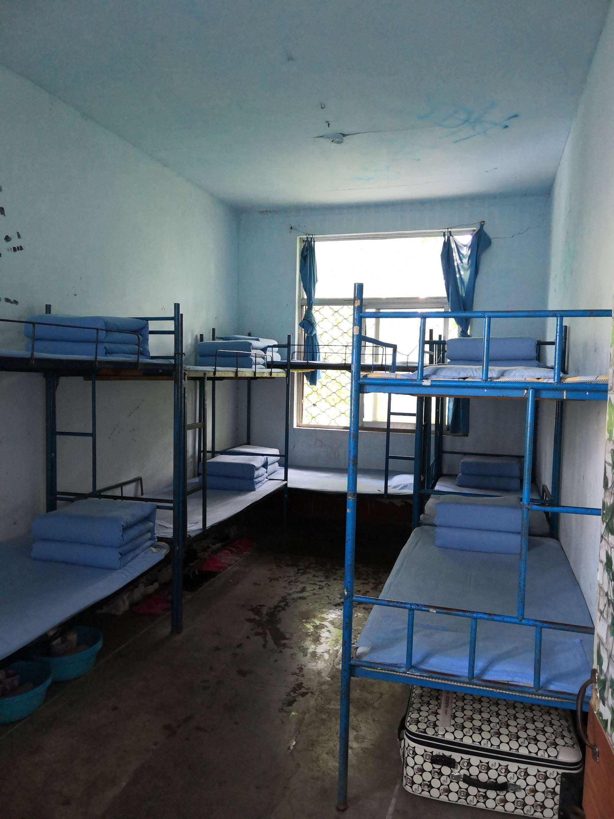 星空体育平台：“一张床”的创新解决一线劳动者在上海的住房问题(图1)