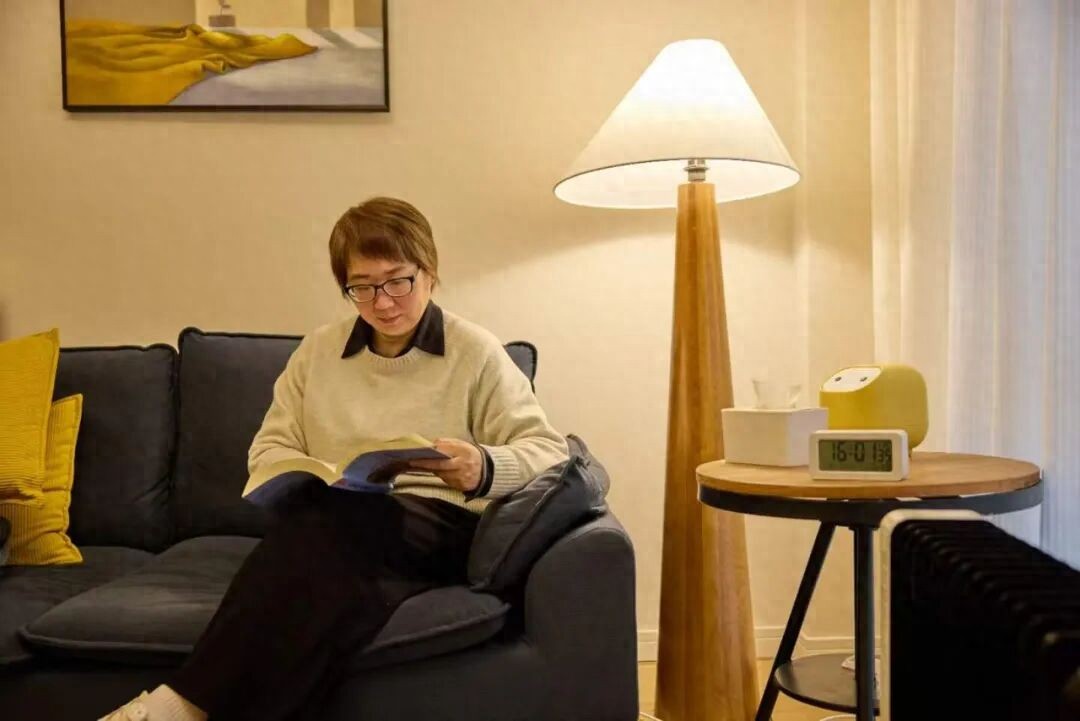 46岁卖房留学：从国企裸辞后她决定重新活一次(图1)