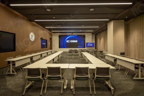 星空体育：教室、门厅、会议空间智慧升级！itc保伦股份助力上海某人工智能院校打通人才培养“最后一公里”(图4)