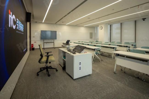 星空体育：教室、门厅、会议空间智慧升级！itc保伦股份助力上海某人工智能院校打通人才培养“最后一公里”(图3)