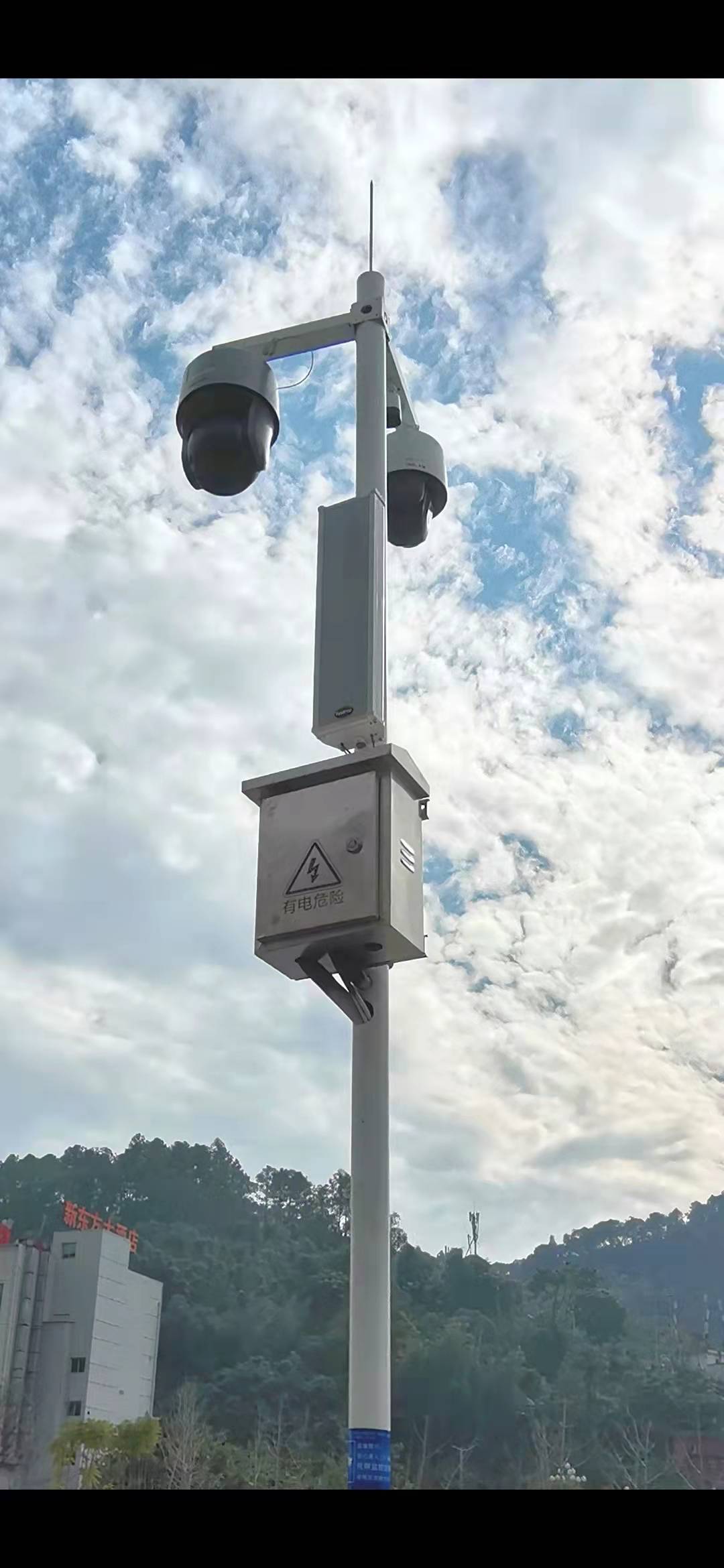 星空体育：AI服务器拉动MLCC需求双星新材“6天4板”相关业务收入占比不足1%(图1)